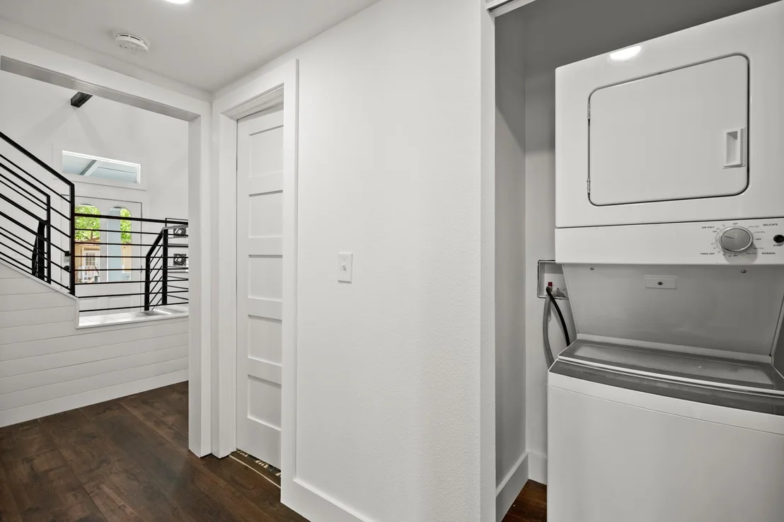 Photo of 48 Chicon ST