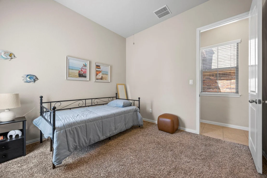 Photo of 1205 Winding Way DR