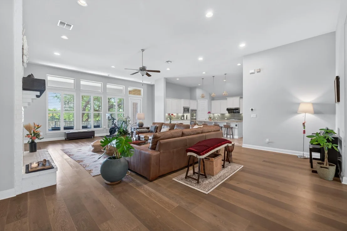 Photo of 4105 Haight ST