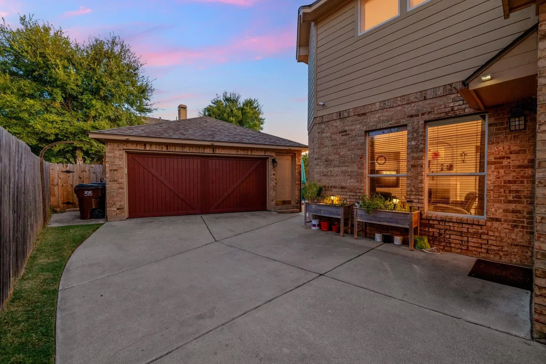 Photo of 1205 Augusta Bend DR
