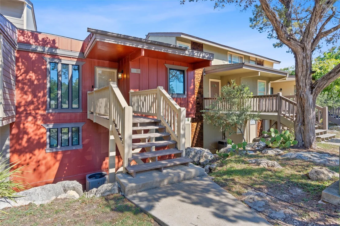 Photo of 111 Comanche PT