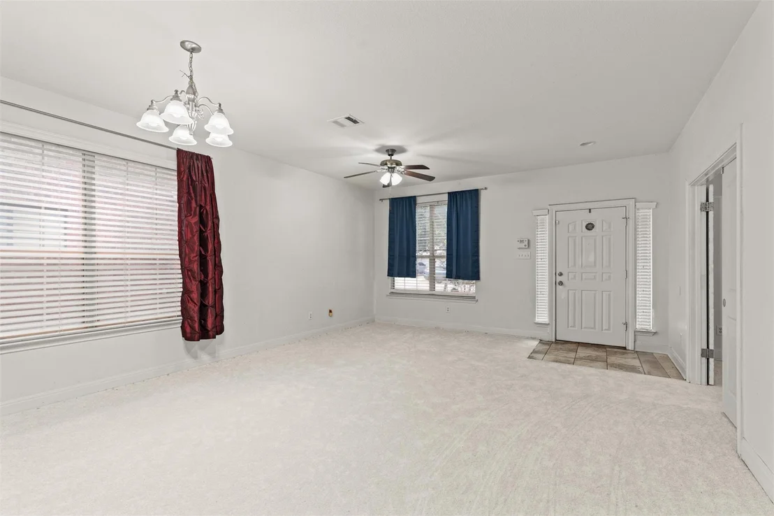 Photo of 804 Yosemite TRL