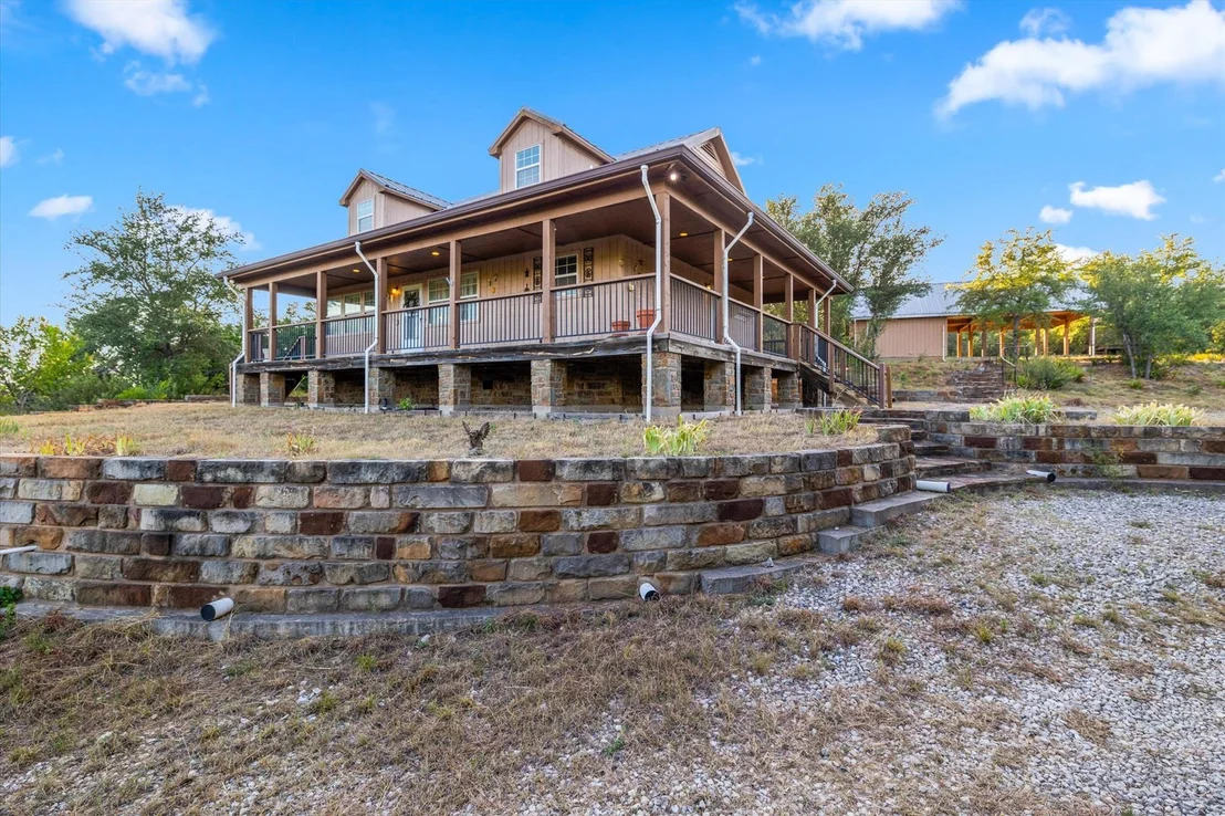 Photo of 3204 Tabletop Mountain DR