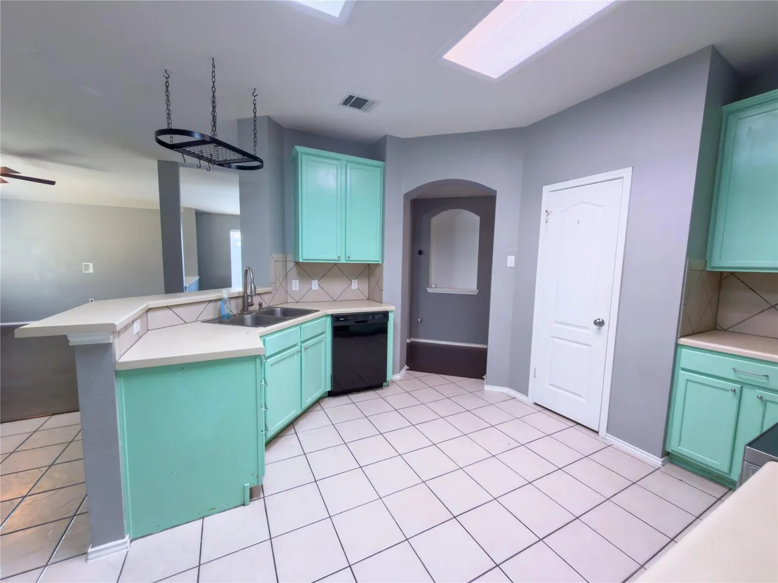 Photo of 310 Bubbling Brook DR