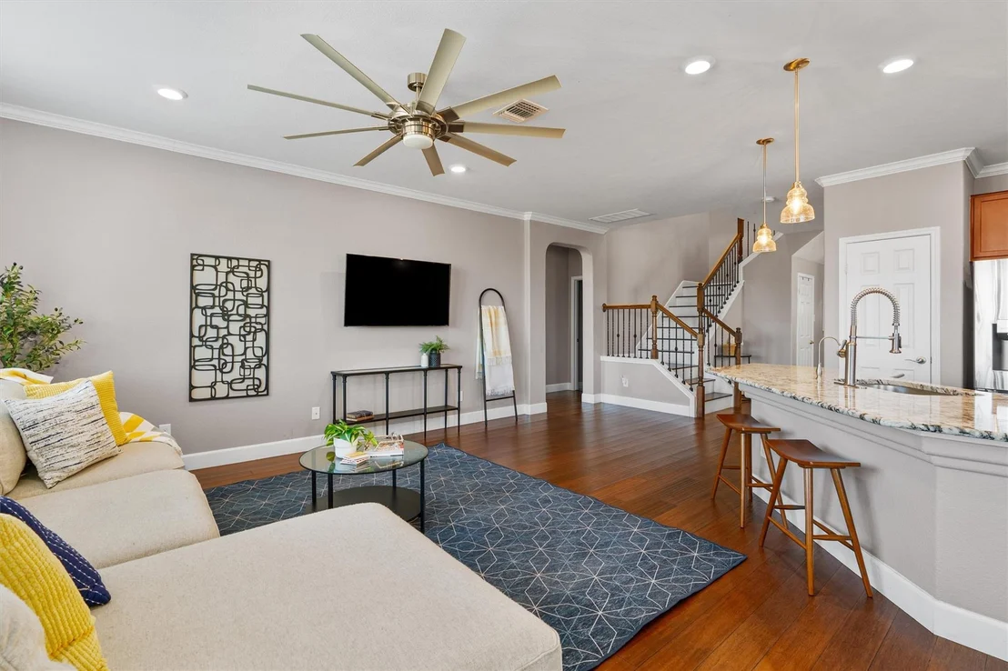 Photo of 1055 Toltec TRL