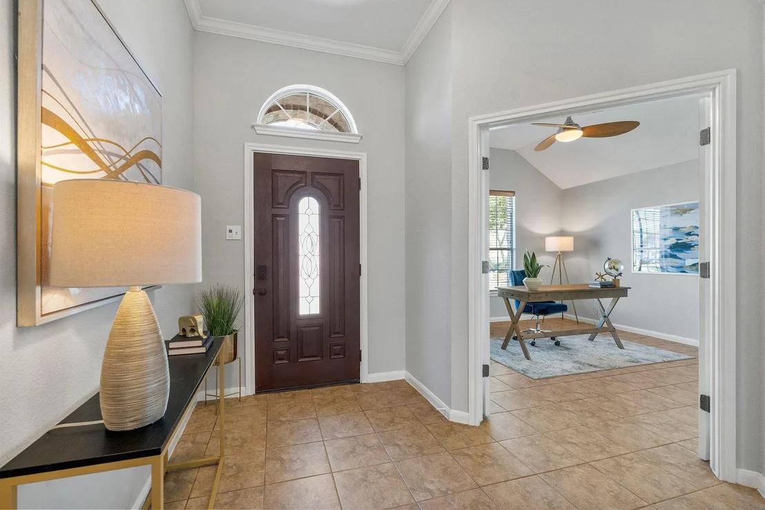 Photo of 9905 Savannah Ridge DR