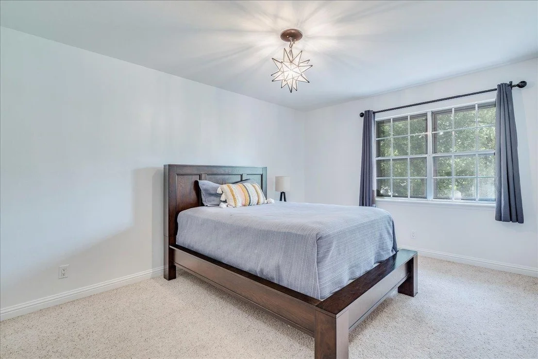 Photo of 8009 Espanola TRL