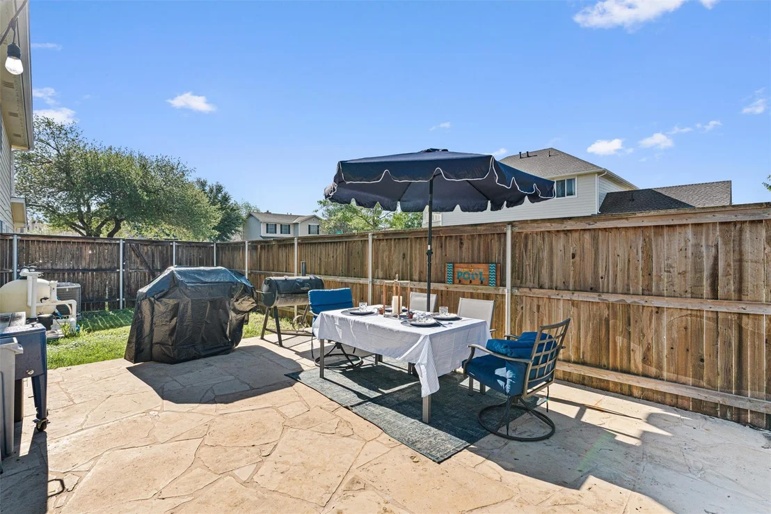 Photo of 372 Tobin DR