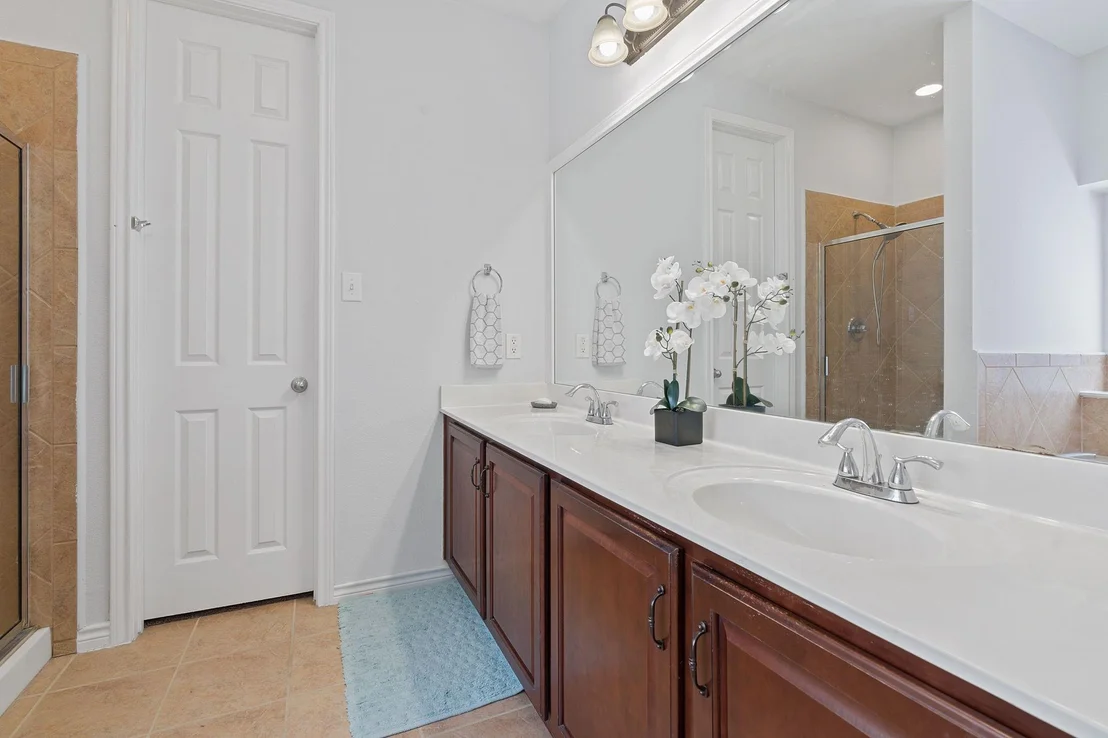 Photo of 114 Cedar Elm LN