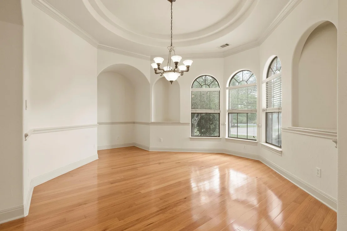 Photo of 111 River Chase BLVD