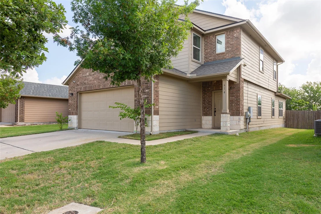Photo of 614 Pinnacle DR