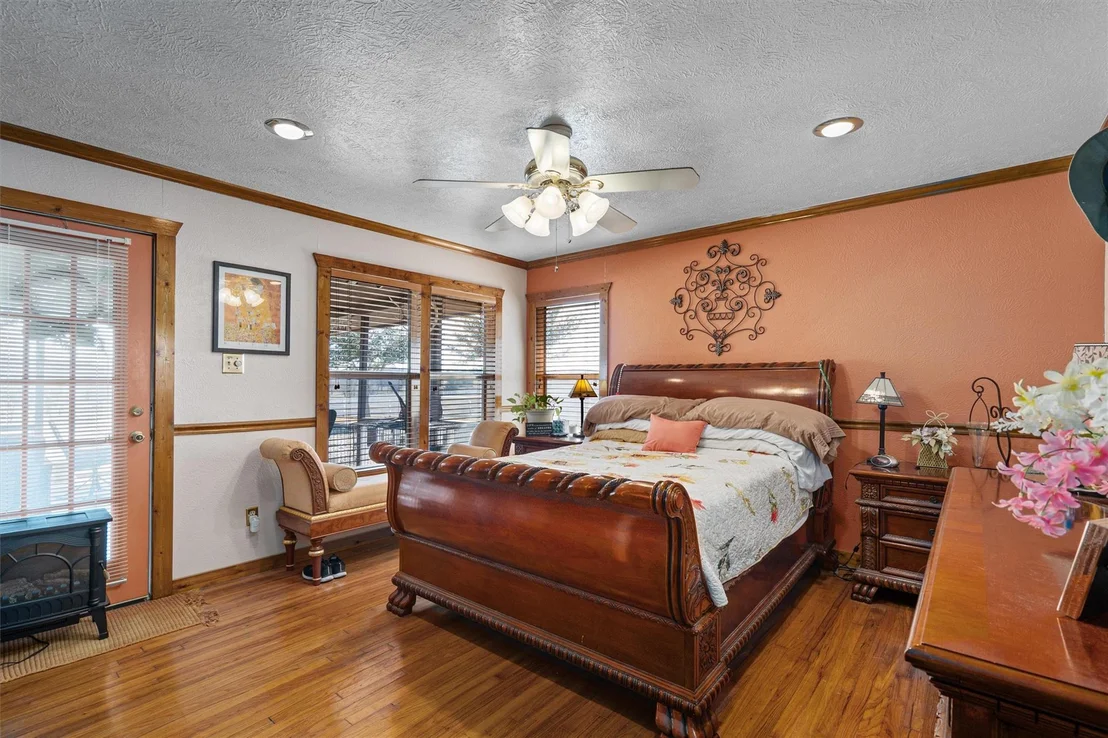 Photo of 5300 County Road 424