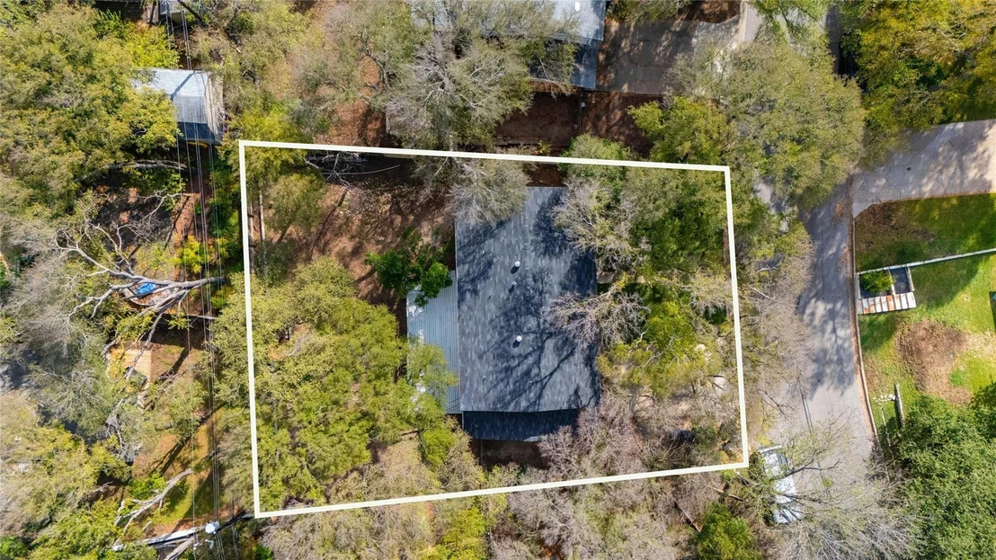 Photo of 1704 Fawn DR