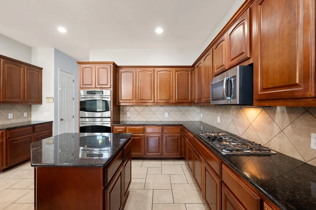 Photo of 490 Aspen DR