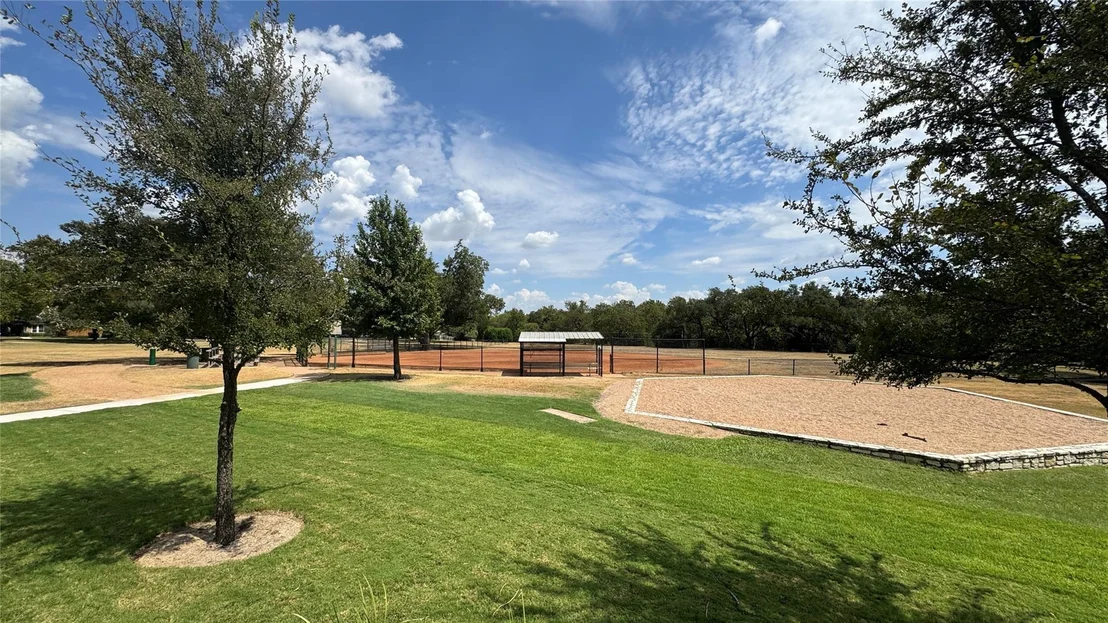 Photo of 1402 Molson Lake DR