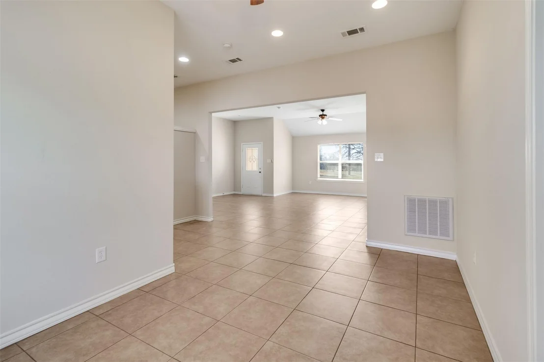 Photo of 126 Granite BLVD