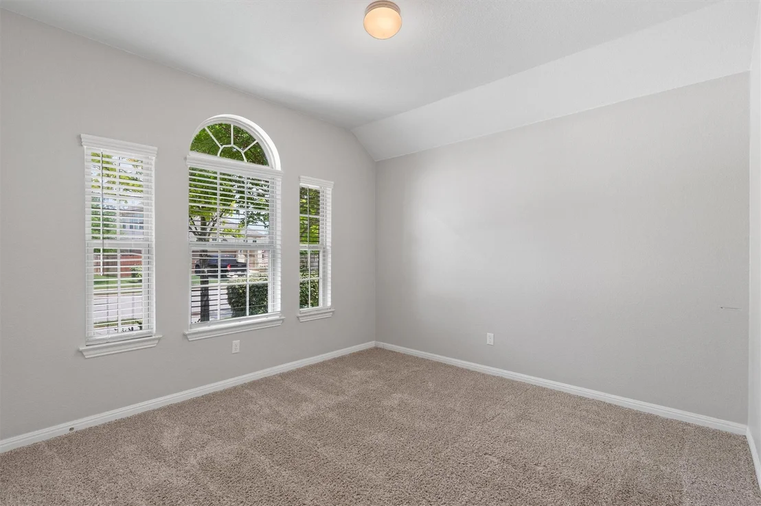Photo of 708 Hereford LOOP