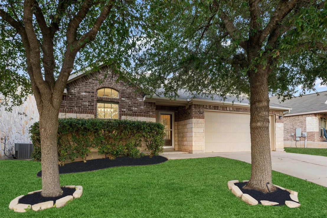 Photo of 216 Drystone TRL