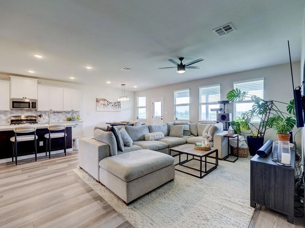 Photo of 1004 Sandra Ann WAY