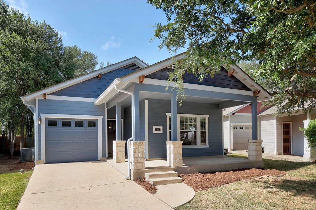 Photo of 2013 Amur DR