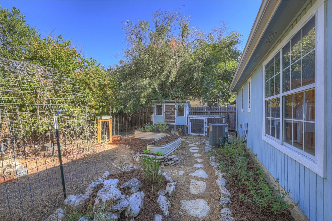 Photo of 1724 Ramona CIR