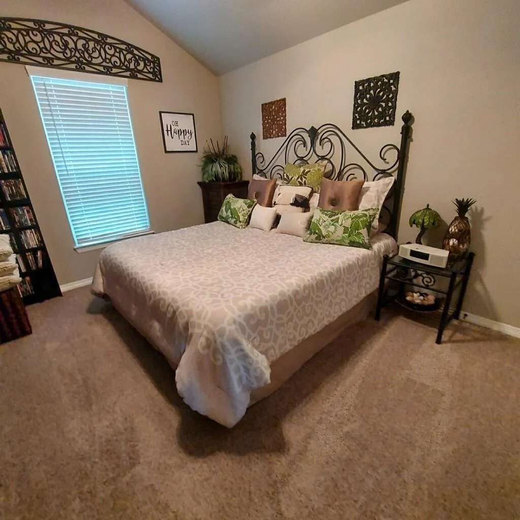 Photo of 1802 Rustic Manor DR