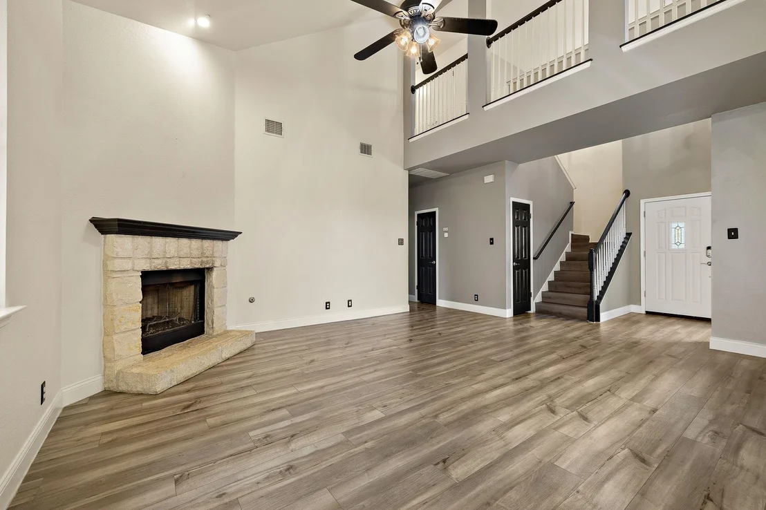 Photo of 1804 Warwick CV