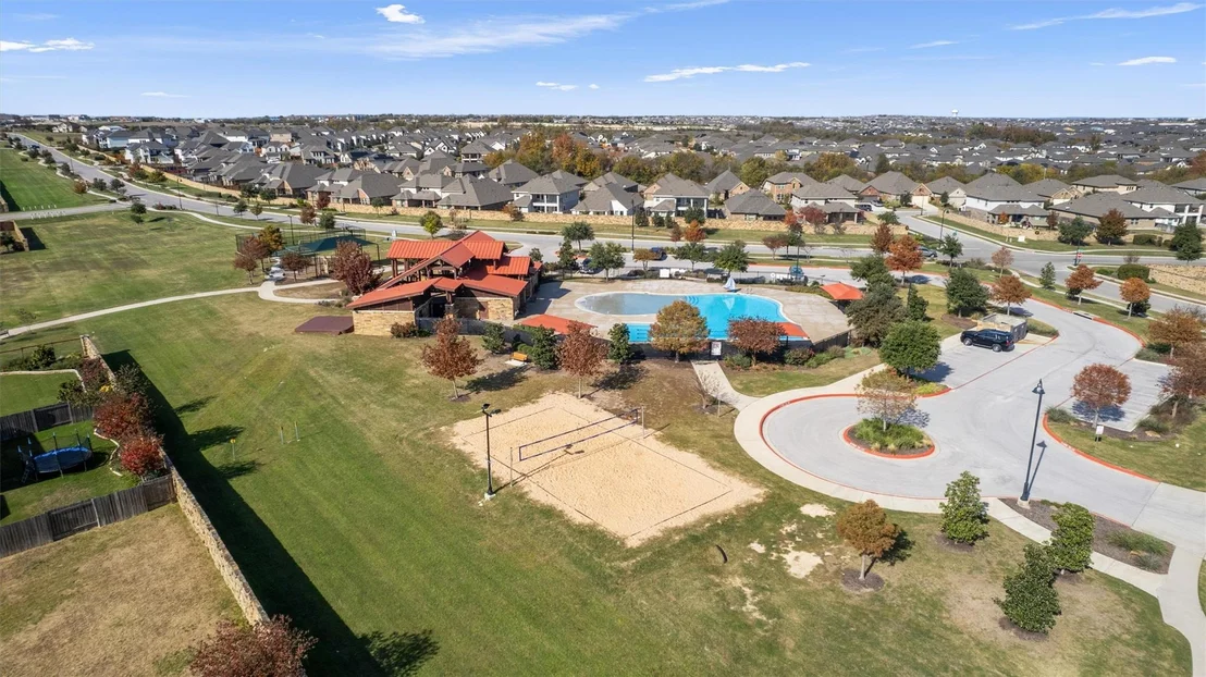 Photo of 4909 Risana BND