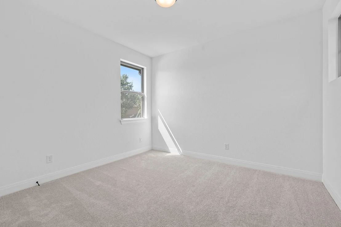 Photo of 330 Orleanian DR