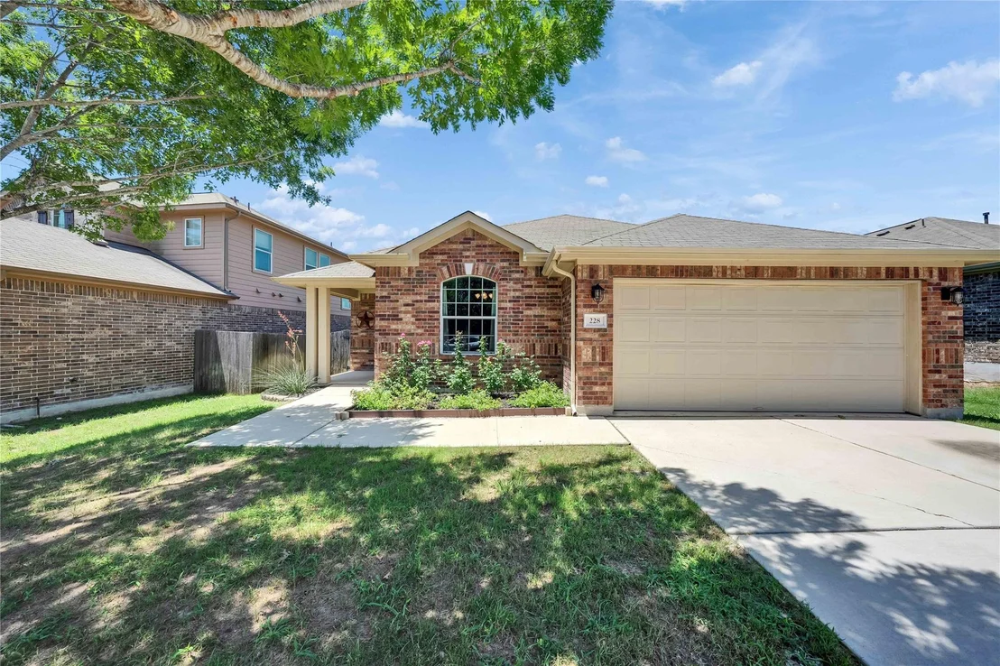 Photo of 228 Lavender LN