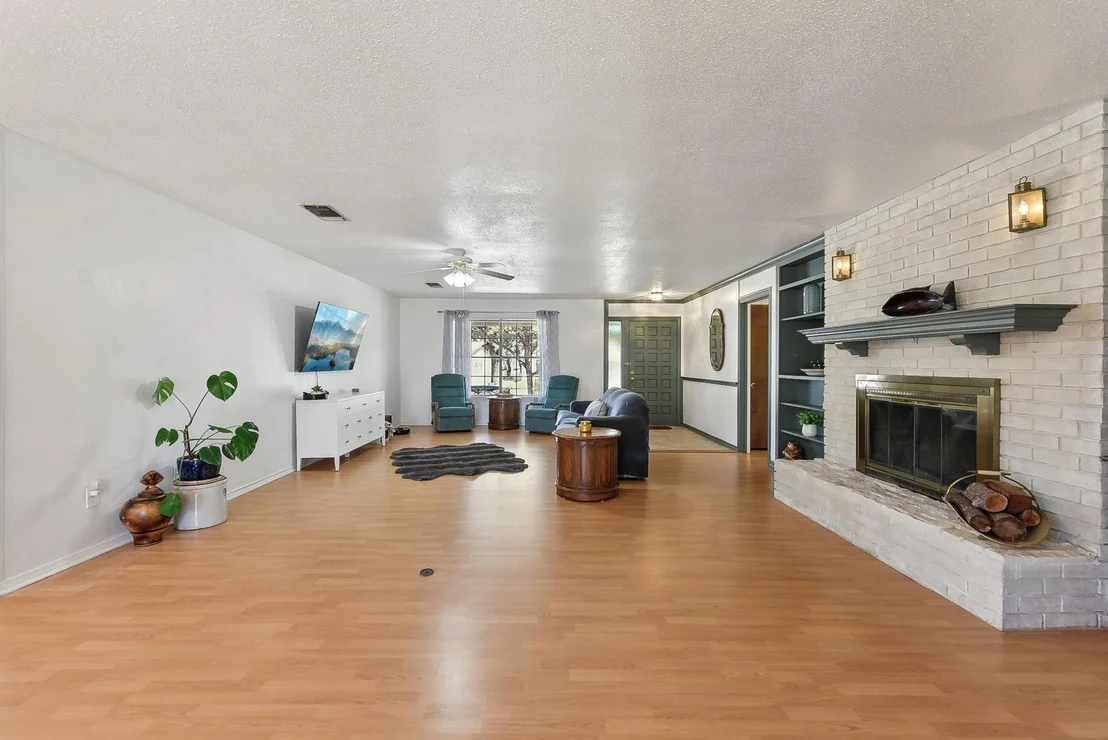 Photo of 201 Flamingo CIR