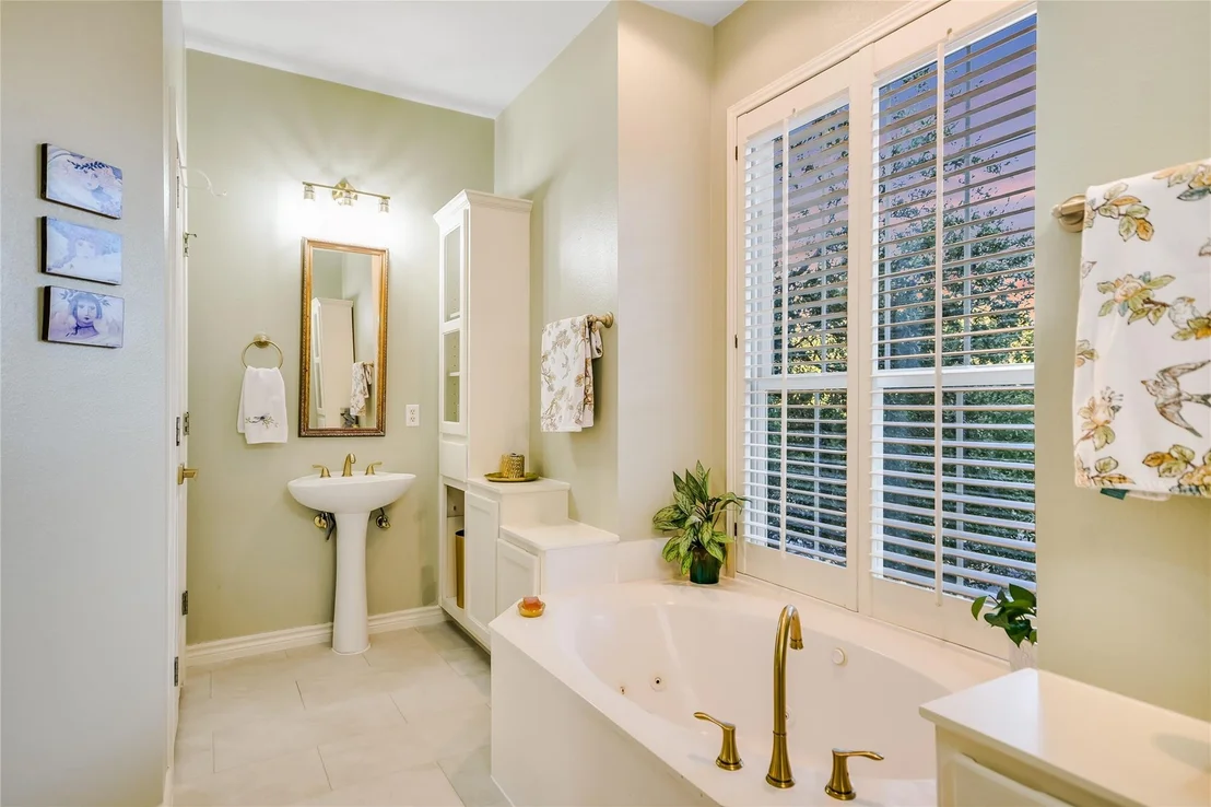 Photo of 4304 Small DR