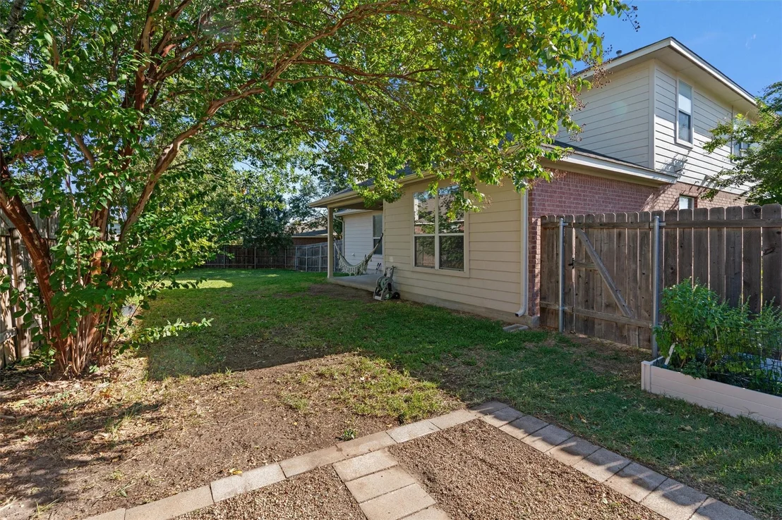 Photo of 902 Lavender CV