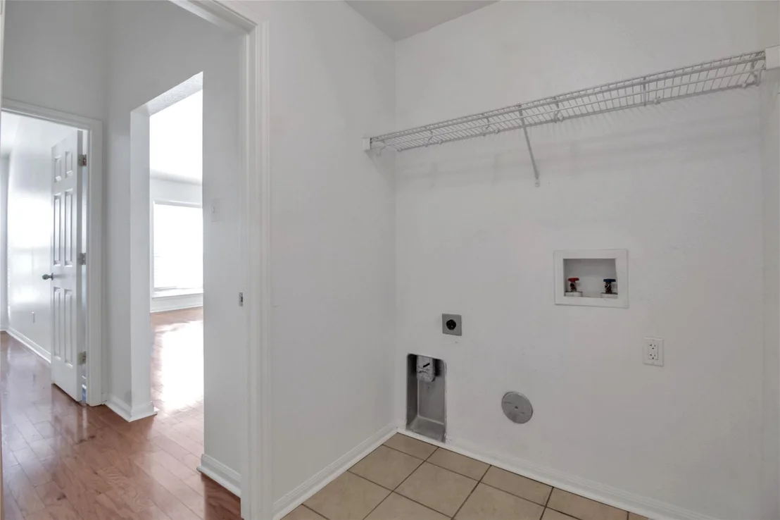 Photo of 3107 Burlington