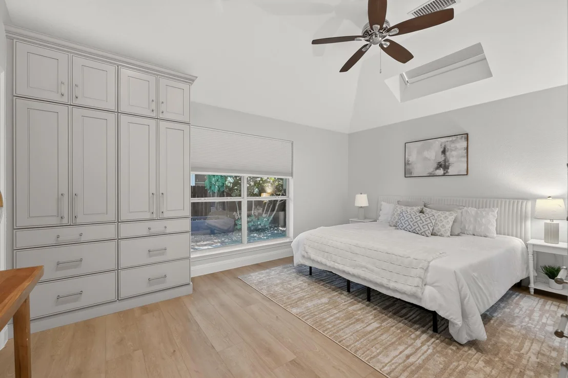 Photo of 13536 Anarosa LOOP