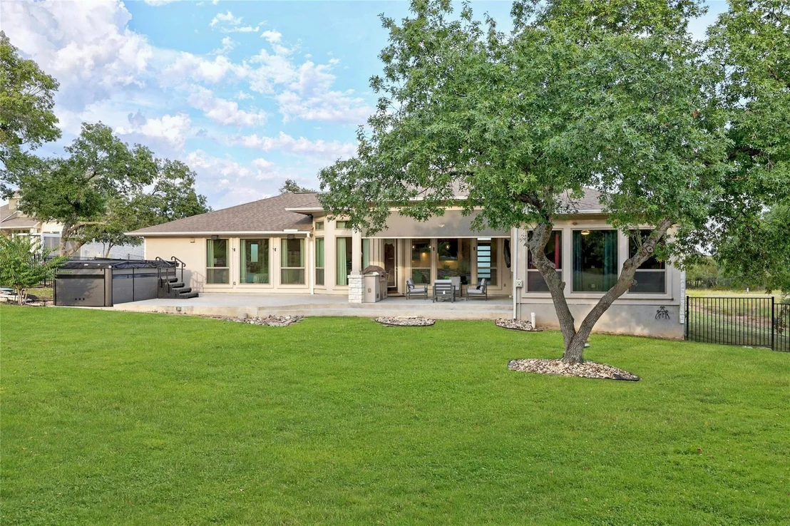 Photo of 218 Questa TRL