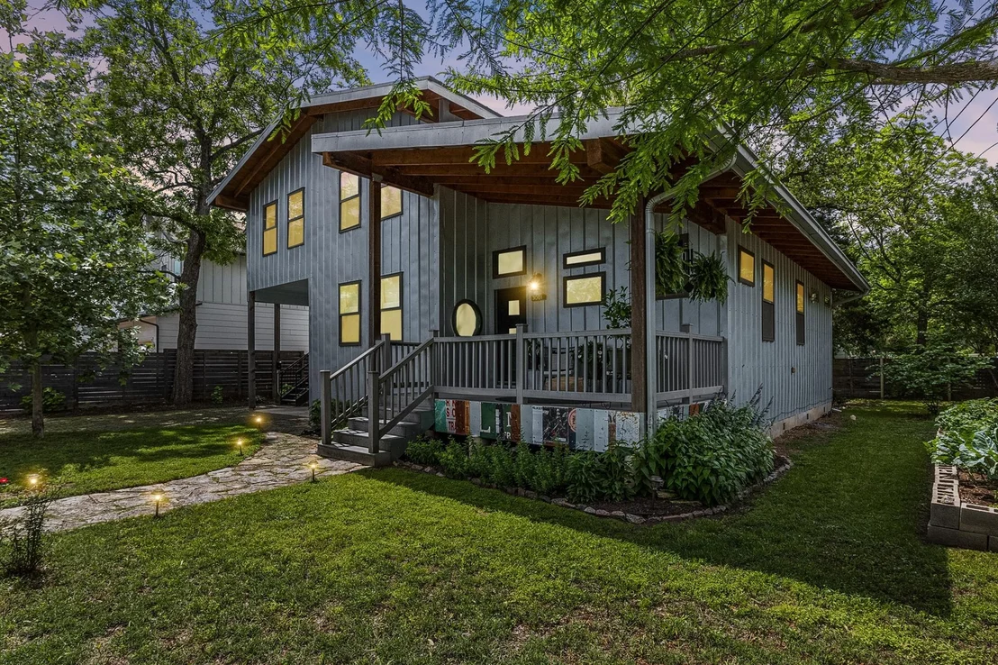 Photo of 3001 Stokes DR