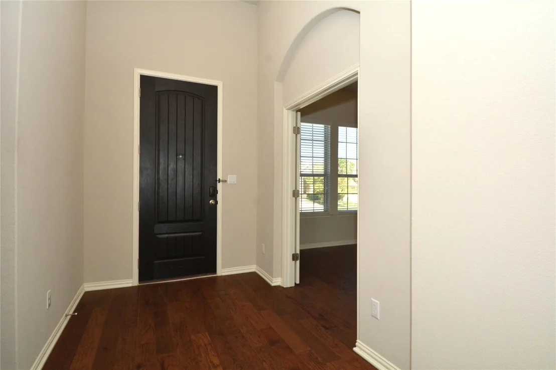 Photo of 142 Venice CV