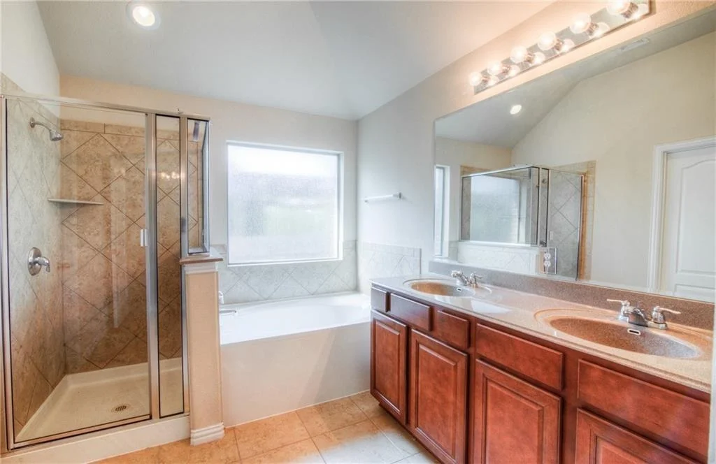 Photo of 7702 Huddleston LN