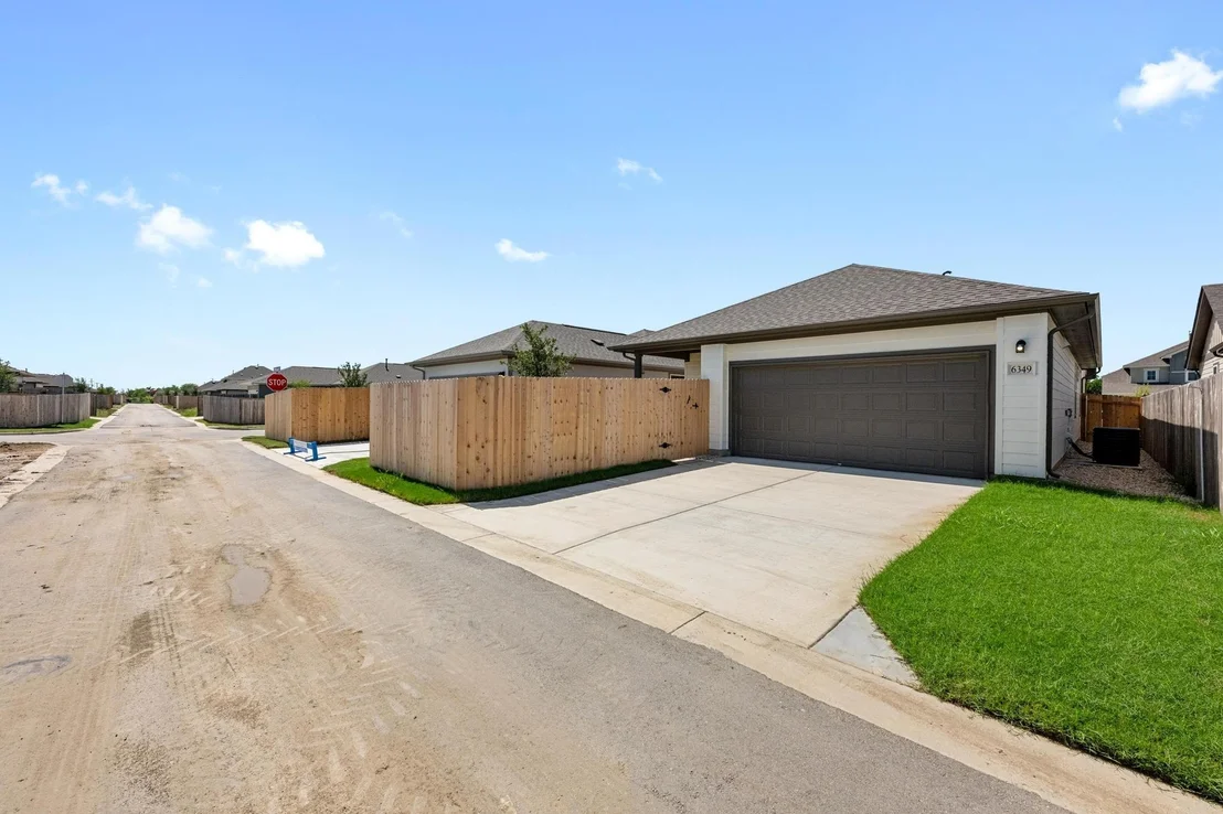 Photo of 6349 Marsh LN