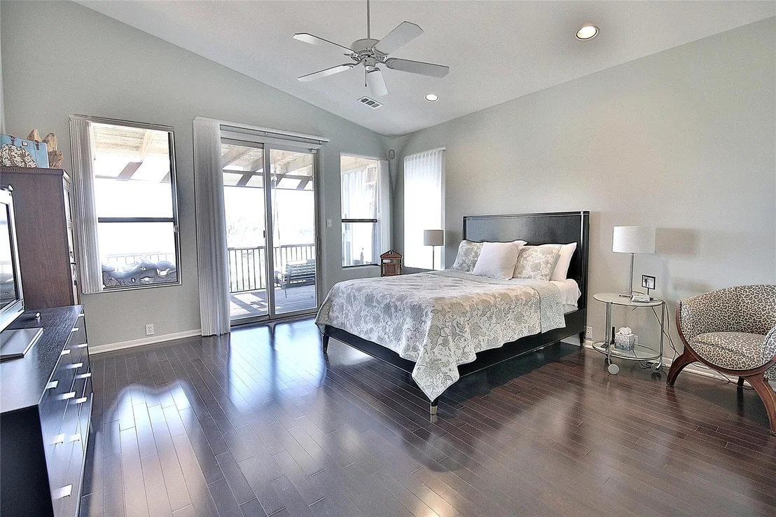Photo of 9003 Bluegrass DR