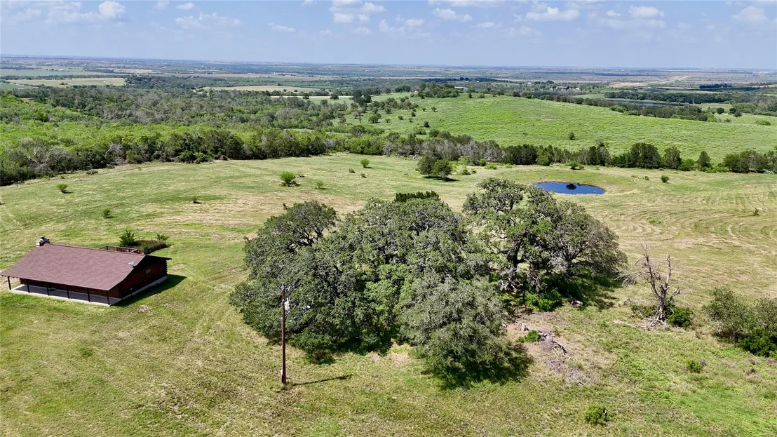 Photo of 2725 Old Lehmann RD