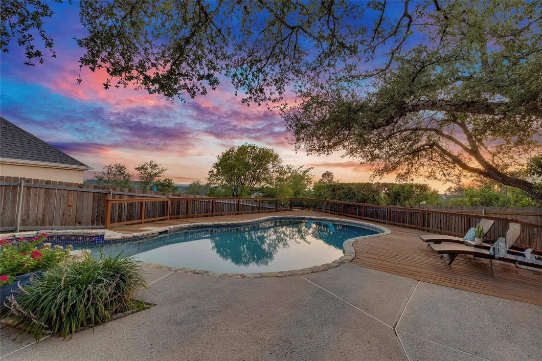 Photo of 6810 Jester BLVD