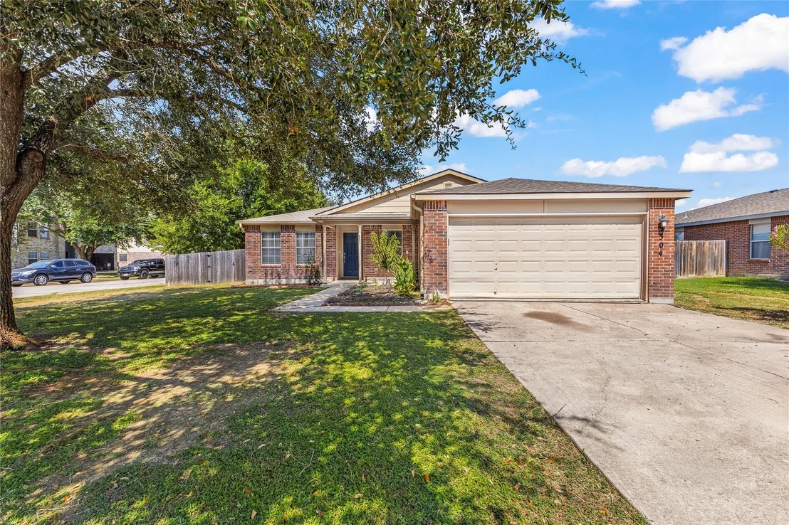 Photo of 5504 Southern Crossing DR