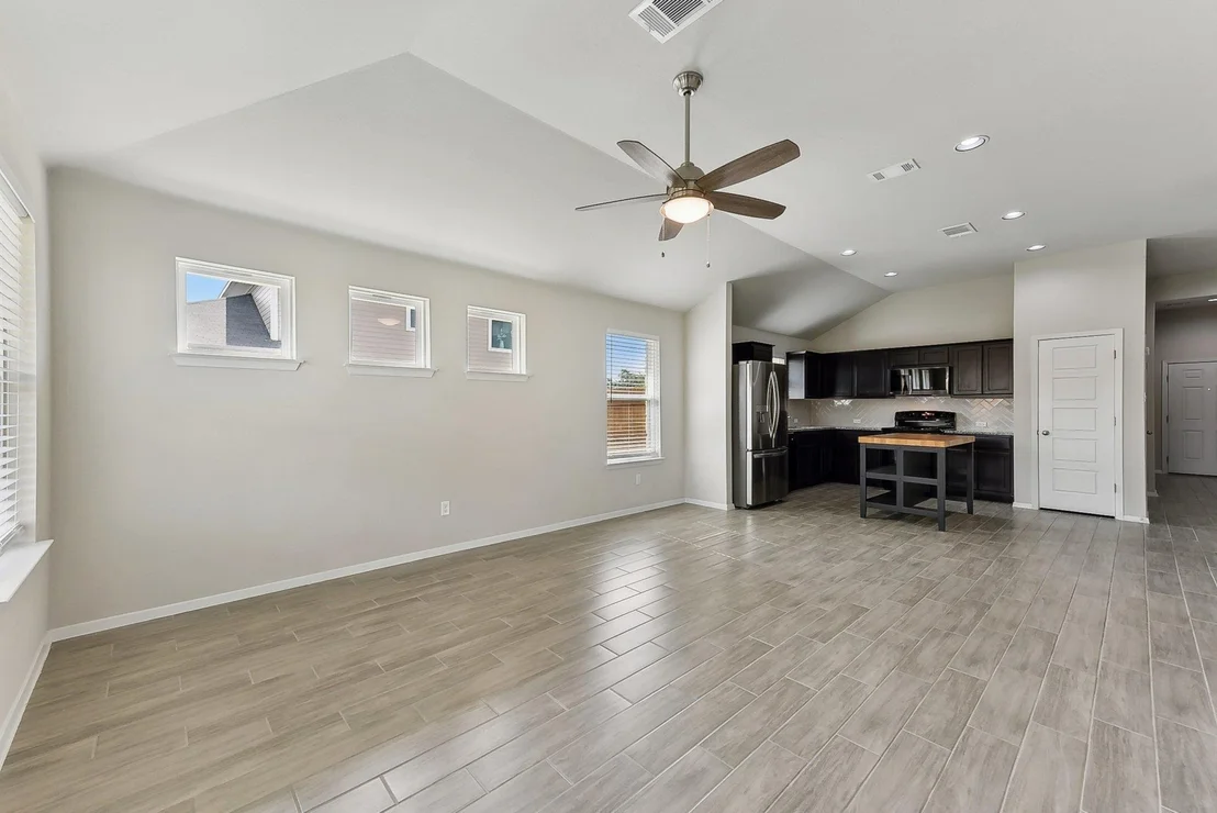 Photo of 116 Saranac DR