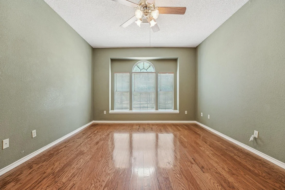 Photo of 209 Treetop WAY