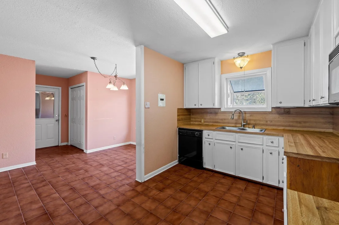 Photo of 5511 Duval ST