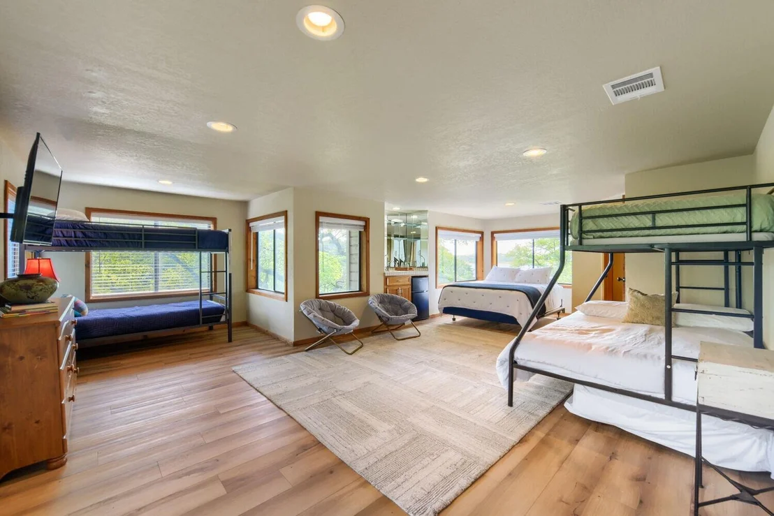 Photo of 509 Coventry RD