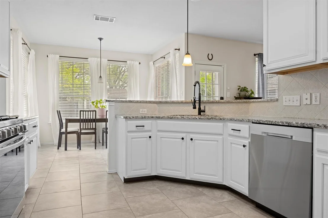 Photo of 10737 Quarry Oaks TRL