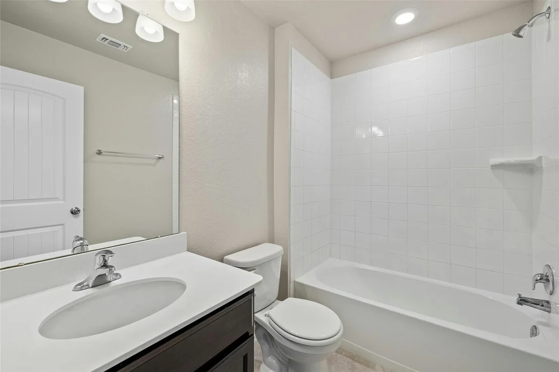 Photo of 131 Nathaniel DR